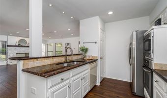 4045 Morman Ln, Addison, TX 75001