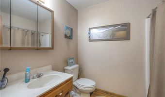 12448 NW Blackwood Dr, Adrian, MO 64720