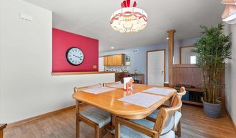 827 SW 46th St, Ankeny, IA 50023