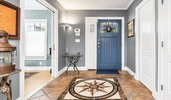 33 Crescent Ave, Beverly, MA 01915