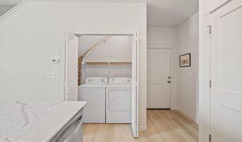 1700 RICHARD MARTIN Dr, Cheyenne, WY 82007