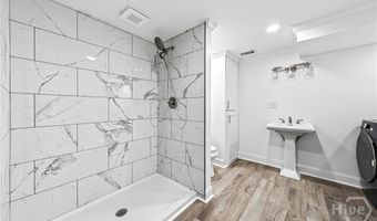 270 Pine Valley Dr, Athens, GA 30606