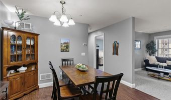 40 Saw Mill Dr 203, North Kingstown, RI 02852