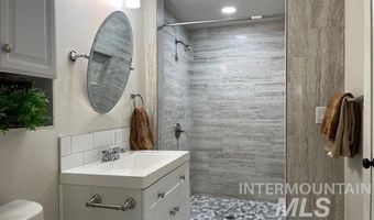 8426 Blue Heaven 149, Boise, ID 83716