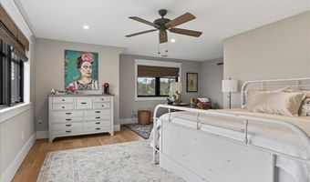 16 Blacks Lndg, Belfast, ME 04915
