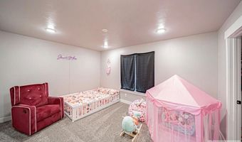 334 Church St, Ammon, ID 83406
