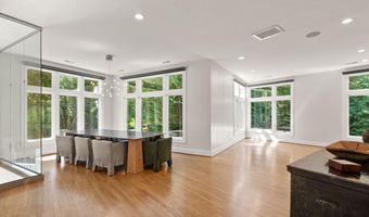 3100 N MONROE St, Arlington, VA 22207