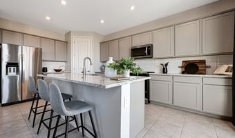2737 E BOULDER Ave, Apache Junction, AZ 85119
