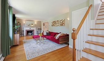 100 Hope St, East Providence, RI 02916