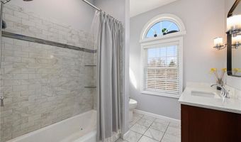 14 Hulls Ct, Jamestown, RI 02835