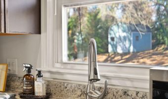 4211 DOWNING St, Annandale, VA 22003