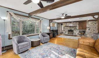 365 W Wrentham Rd, Cumberland, RI 02864