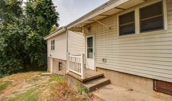 645 Elfgen St, Alton, IL 62002
