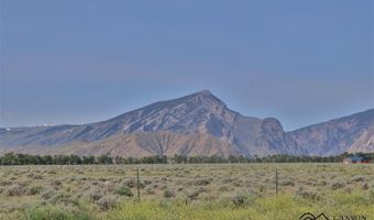18 Rock Creek Rd, Clark, WY 82435