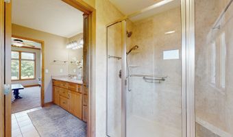 26255 Country Side Dr, Adel, IA 50003