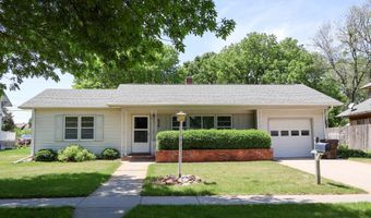 828 S 3rd St, Albion, NE 68620