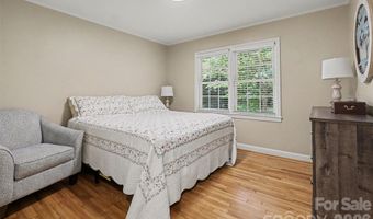 1203 Flintshire Dr, Albemarle, NC 28001