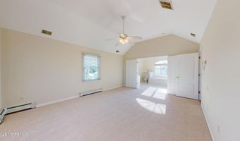 11 Drake Dr, Bayville, NJ 08721