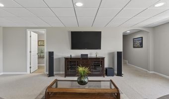 192 Depot Rd, Belgrade, ME 04917