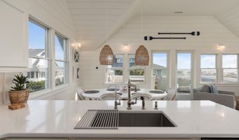 12 Scotch Bonnet Ln, Bald Head Island, NC 28461