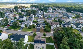 12 Tradewinds Ave, Barnegat, NJ 08005