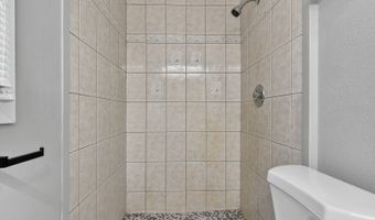 1245 WINAKI Trl, Algonquin, IL 60102