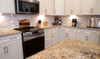 1116 Cobbler Ln, Boiling Springs, SC 29316