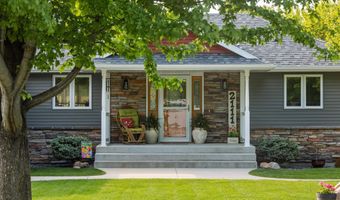 2111 Robins Nest SE, Alexandria, MN 56308