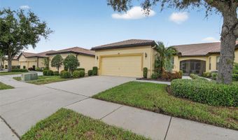 307 BLUEWATER FALLS Ct, Apollo Beach, FL 33572
