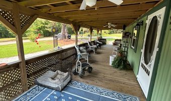 1135 OLD HOMESTEAD Rd, Big Sandy, TN 38221