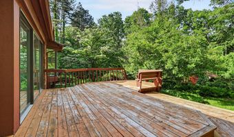 8735 Glen Nevis Rd NE, Ada, MI 49301