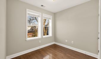 912 I St NE, Washington, DC 20002