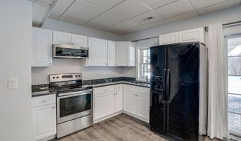 46 West St, Berlin, MA 01503