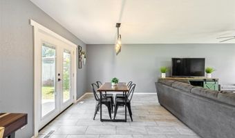 7921 NW 40th St, Bethany, OK 73008