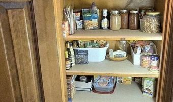 3050 Gaineswood Ave, Baxter Springs, KS 66713