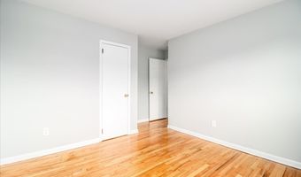 32 Pleasant St, Bethel, CT 06801