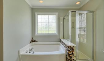 831 Vandenburg Dr, Boiling Springs, SC 29316
