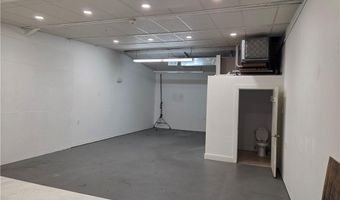 3520 Quaker Ln, North Kingstown, RI 02852