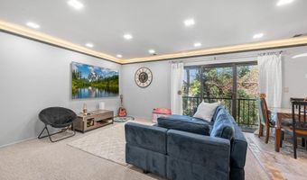 100 Dundee Ct, Aberdeen, NJ 07747