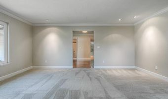 6828 Fairfield Dr, Santa Rosa, CA 95409