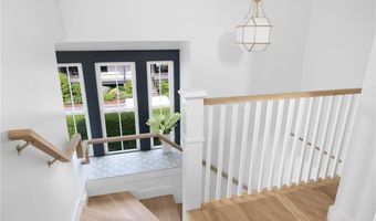 104 Second St, Newport, RI 02840