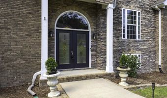 305 FOREST Pkwy, Alabaster, AL 35007
