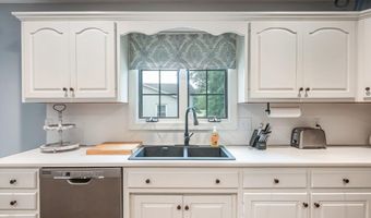 306 Edgewood Dr, Bardstown, KY 40004