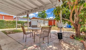 818 W 104th, Los Angeles, CA 90044