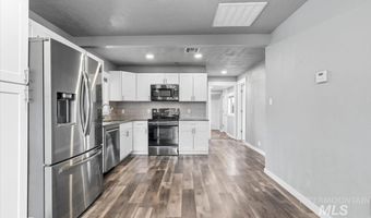 3029 N Maple Grove Rd, Boise, ID 83704