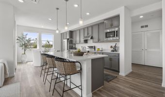 2818 Fifth St, Alameda, CA 94501