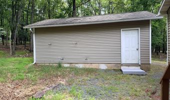 32 Shawnee Trl, Albrightsville, PA 18210