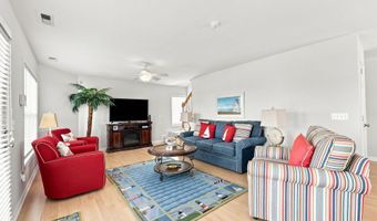 215 E Ft Macon Rd, Atlantic Beach, NC 28512