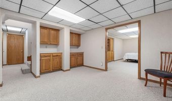 67 Daniel Dr, North Kingstown, RI 02852