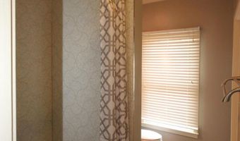 2831 11TH St N, Arlington, VA 22201